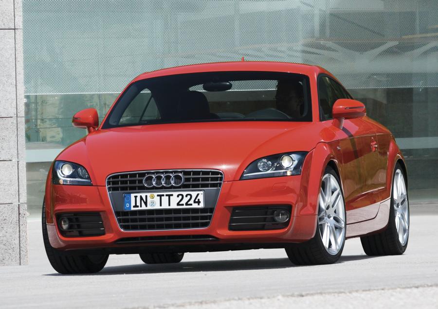 Audi TT S-Line Coupe (8J) 2007 года  (фото 2 из 30)
